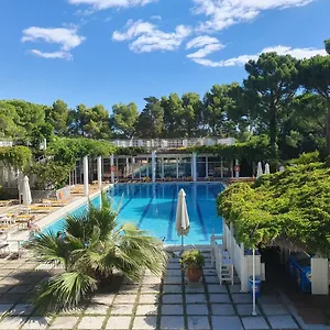 3* Hotell Gri-mar